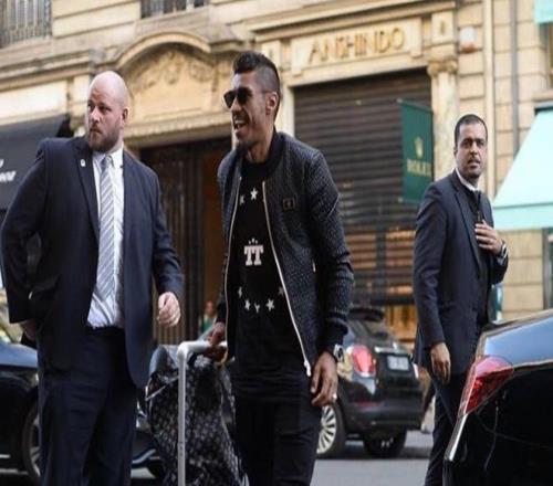 篮球瞬间,新秀竖起中,指挑衅,谈球吧集团,谈球吧官方,谈球吧登录